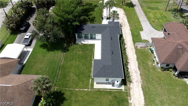 2931 16th AVE NE, Naples, FL 34120