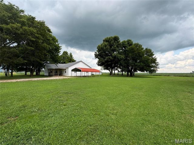 10111 State Highway A, Bragg City, MO 63827