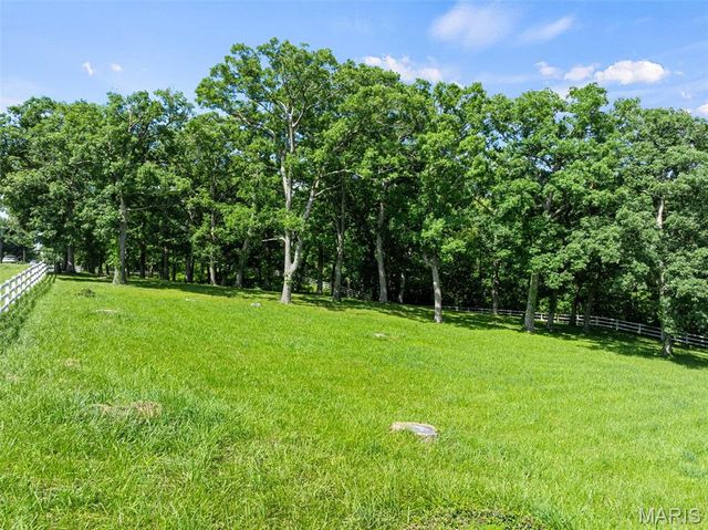 2976 Highway A, Washington, MO 63090