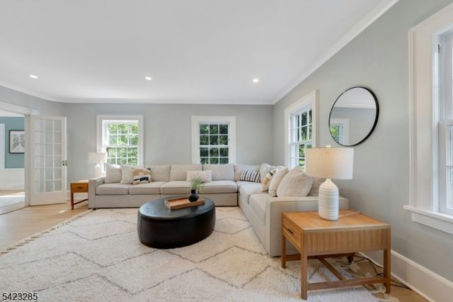 212 Midland Ave, Montclair Twp., NJ 07042