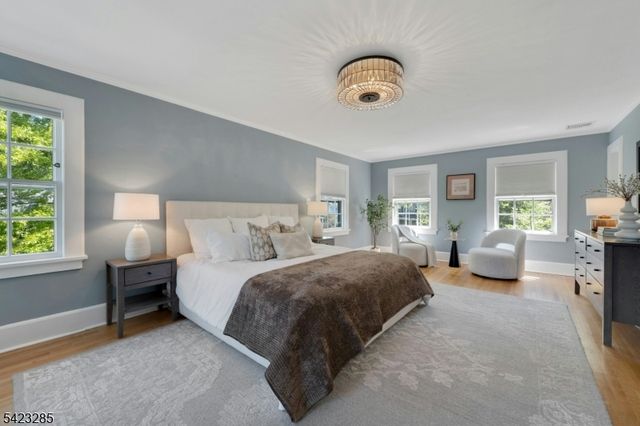 212 Midland Ave, Montclair Twp., NJ 07042
