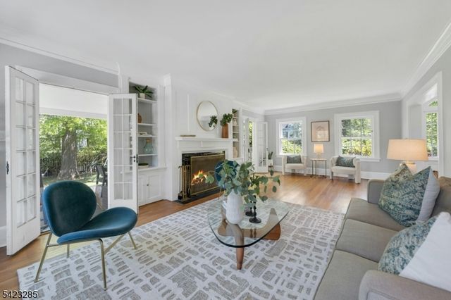 212 Midland Ave, Montclair Twp., NJ 07042