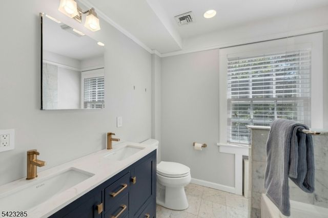 212 Midland Ave, Montclair Twp., NJ 07042