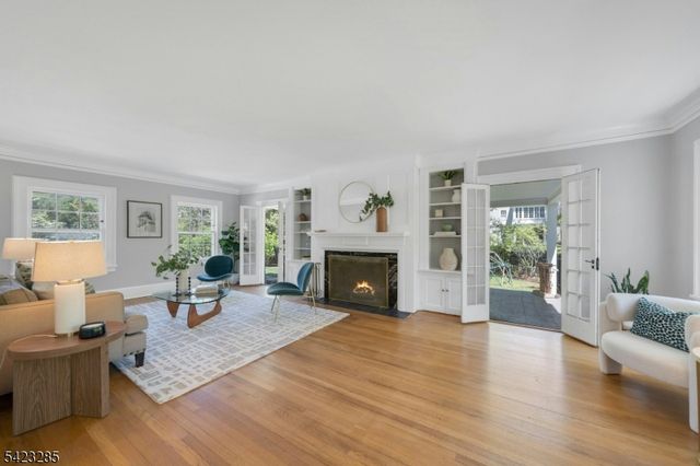 212 Midland Ave, Montclair Twp., NJ 07042