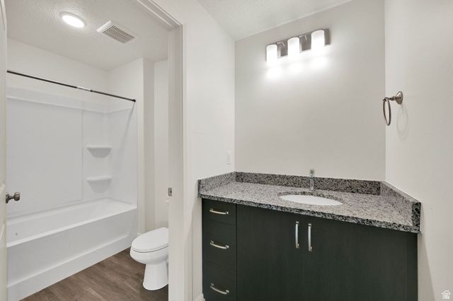 36 W 1600 N, Sunset, UT 84015