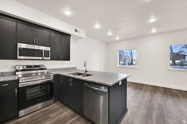 36 W 1600 N, Sunset, UT 84015