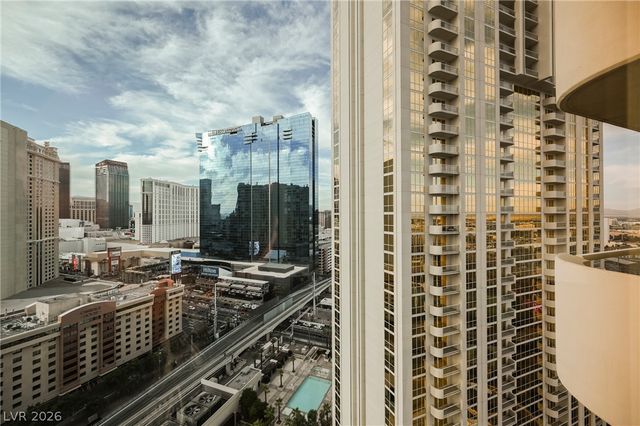 135 East Harmon Avenue 2009 & 2011, Las Vegas, NV 89109