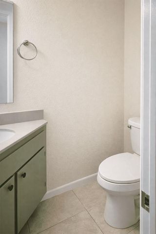 7827 Leonora St 5, Houston, TX 77061