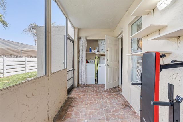 3777 NW 78th Avenue 1b, Davie, FL 33024