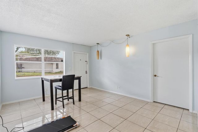3777 NW 78th Avenue 1b, Davie, FL 33024