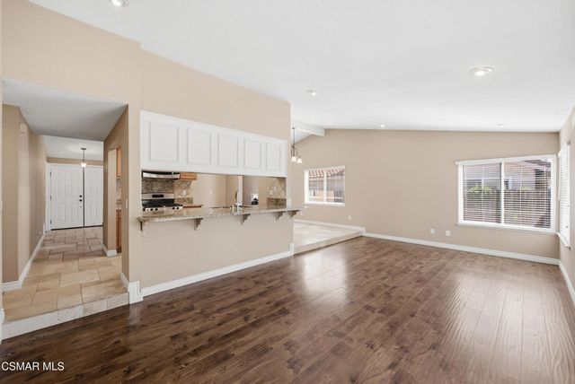 4721 Avedon Road, Moorpark, CA 93021