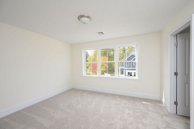 7 Hayford Trail 12, Hanson, MA 02341