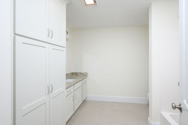 7 Hayford Trail 12, Hanson, MA 02341