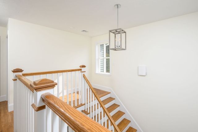 7 Hayford Trail 12, Hanson, MA 02341