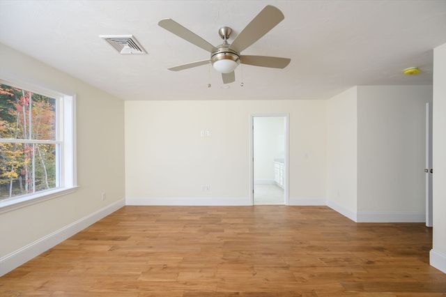 7 Hayford Trail 12, Hanson, MA 02341