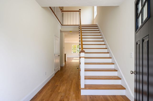 7 Hayford Trail 12, Hanson, MA 02341