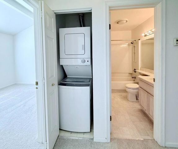 106 Sunnyhills Court, Milpitas, CA 95035