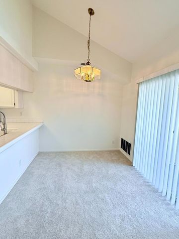 106 Sunnyhills Court, Milpitas, CA 95035