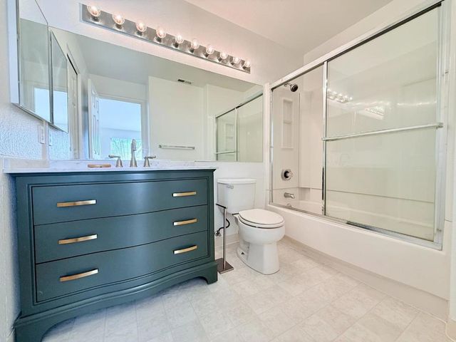 106 Sunnyhills Court, Milpitas, CA 95035