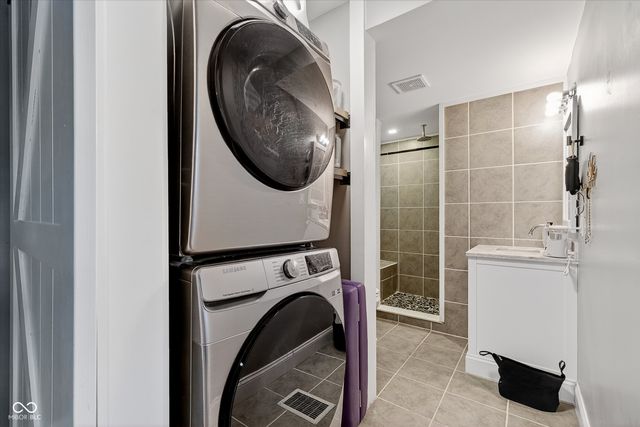1422 Grant Street, Noblesville, IN 46060