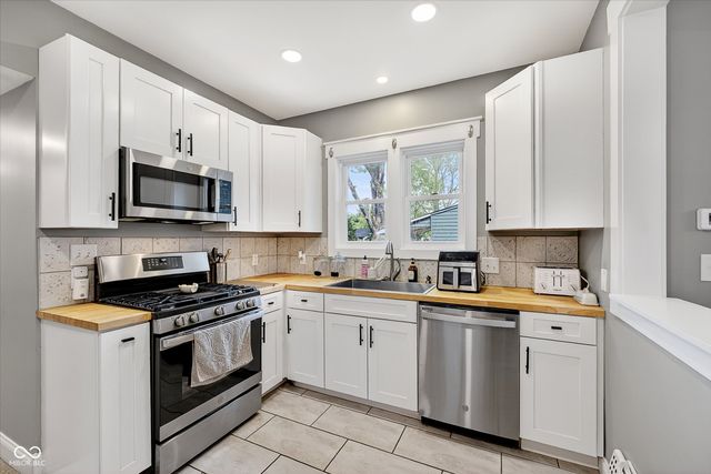 1422 Grant Street, Noblesville, IN 46060