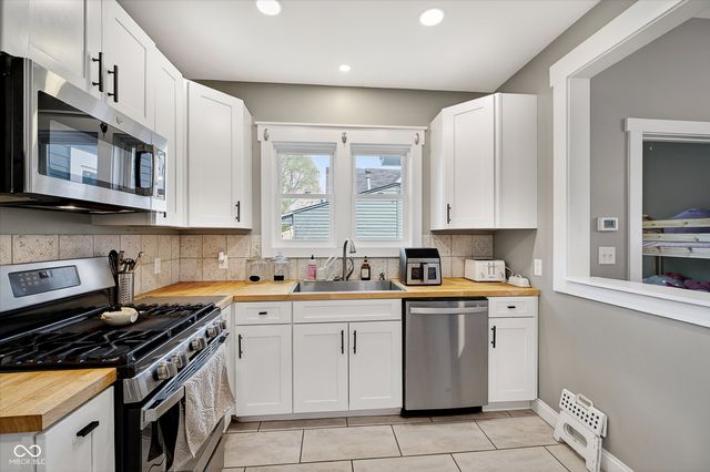 1422 Grant Street, Noblesville, IN 46060