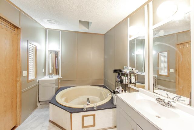 1816 Himalaya Ave, Thibodaux, LA 70301