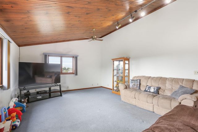 2861 W Polk Road, Hart, MI 49420