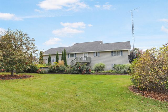 2861 W Polk Road, Hart, MI 49420