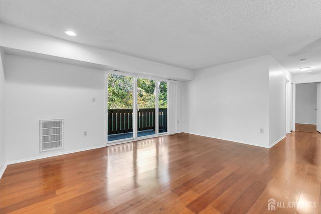 1719 Aspen Drive, Plainsboro, NJ 08536