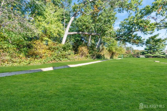 1719 Aspen Drive, Plainsboro, NJ 08536