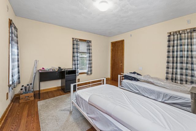100 West St, Lowell, MA 01850