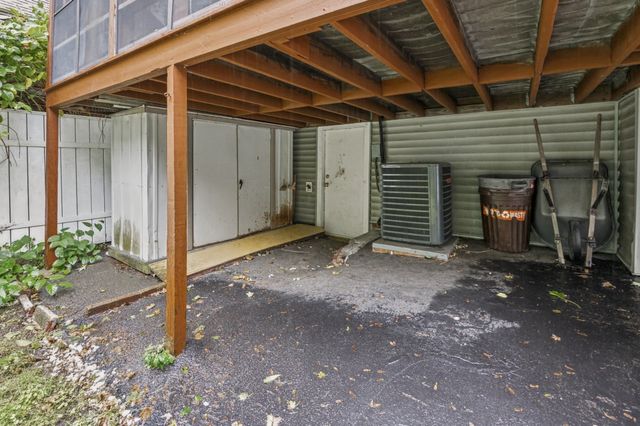 100 West St, Lowell, MA 01850