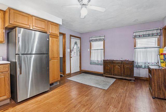 100 West St, Lowell, MA 01850