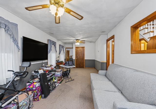 100 West St, Lowell, MA 01850