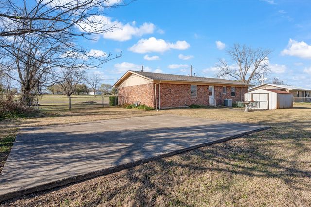 230 Nichols Drive, Canton, TX 75103
