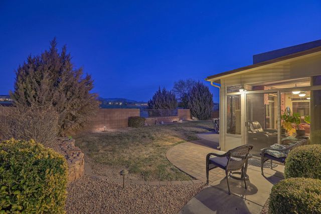 1504 Corte Castellana SE, Rio Rancho, NM 87124