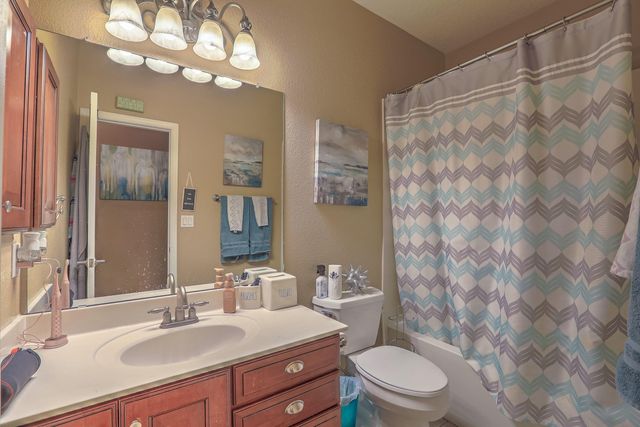 1504 Corte Castellana SE, Rio Rancho, NM 87124
