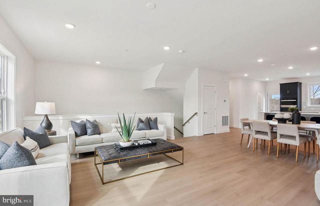 1134 CRESTED WOOD DR, Laurel, MD 20724