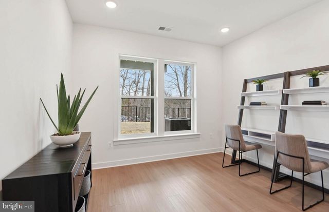 1134 CRESTED WOOD DR, Laurel, MD 20724