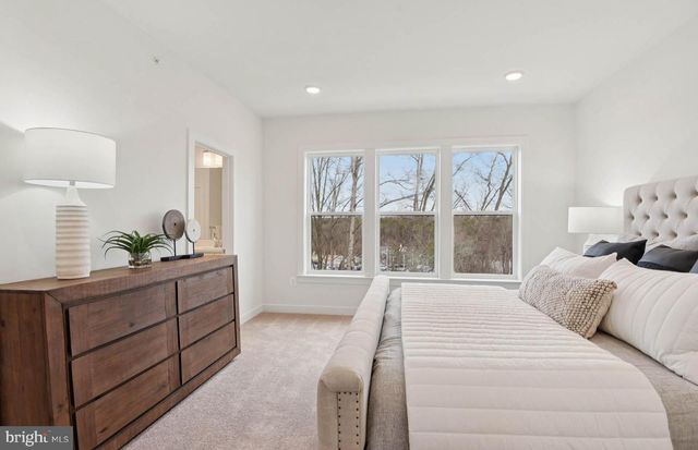 1134 CRESTED WOOD DR, Laurel, MD 20724