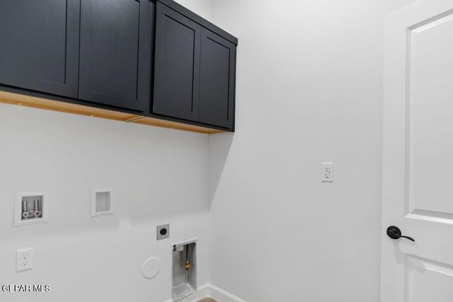 3760 Peak Place, El Paso, TX 79938