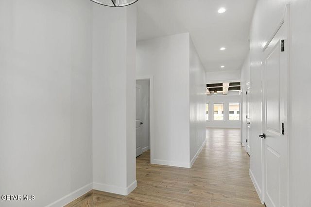 3760 Peak Place, El Paso, TX 79938