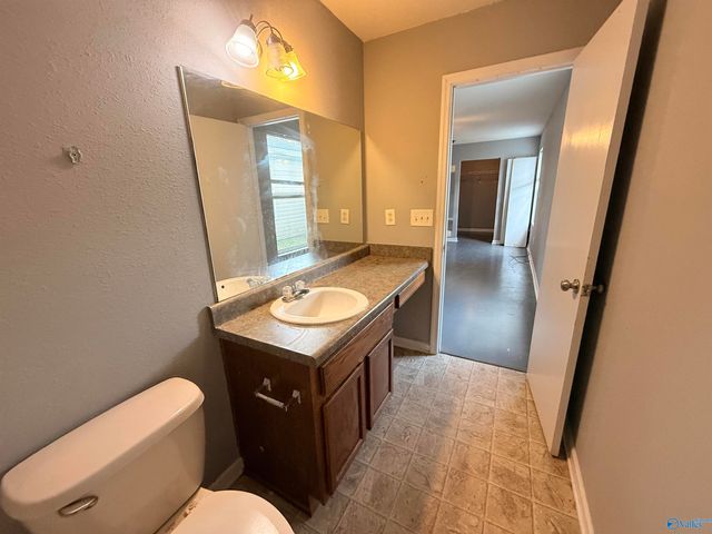 137 Jesse Layne Drive, Harvest, AL 35749