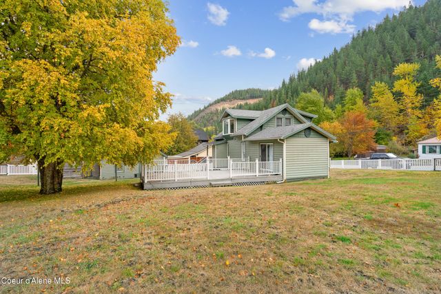 332 Main St, Wardner, ID 83837