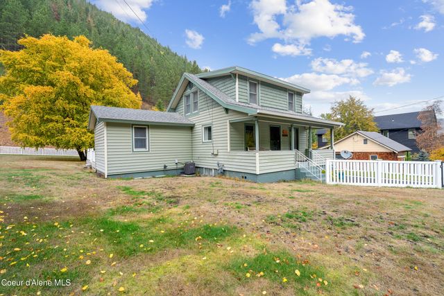 332 Main St, Wardner, ID 83837
