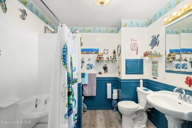 332 Main St, Wardner, ID 83837