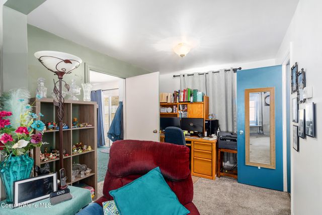 332 Main St, Wardner, ID 83837