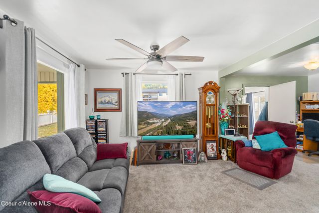 332 Main St, Wardner, ID 83837