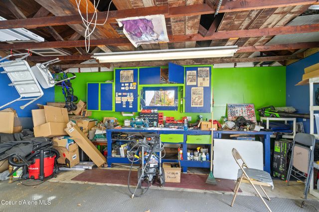 332 Main St, Wardner, ID 83837